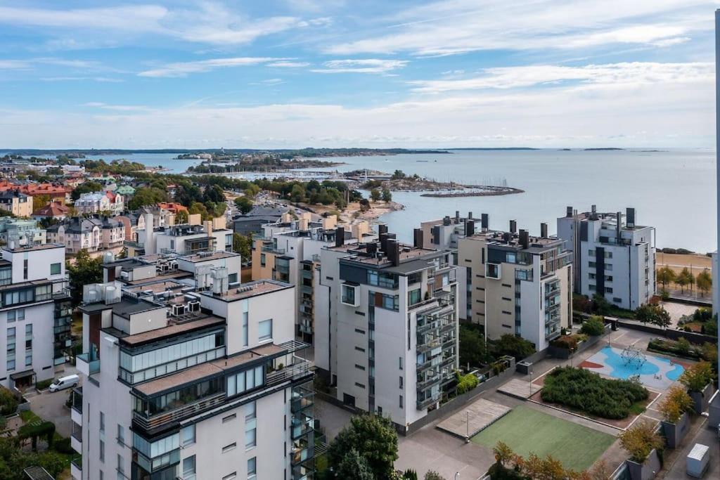 Spacious Home With Four Terrace, Sauna, Sea View Helsinki Eksteriør billede