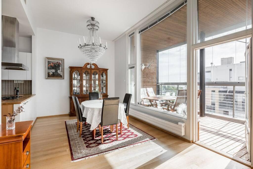 Spacious Home With Four Terrace, Sauna, Sea View Helsinki Eksteriør billede