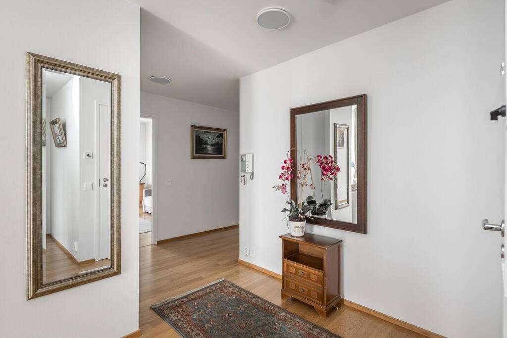 Spacious Home With Four Terrace, Sauna, Sea View Helsinki Eksteriør billede
